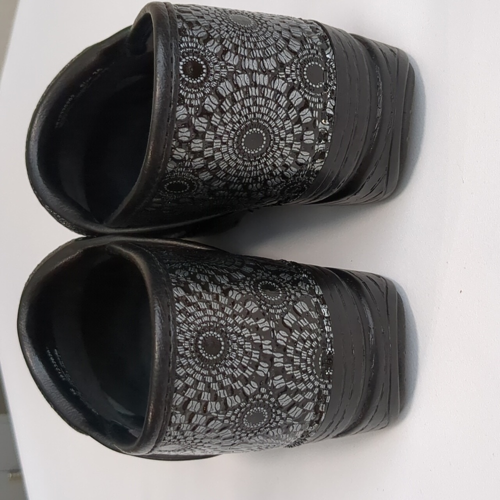 Dansko Pro XP Medallion Metallic Leather Slip Resistant Clog Sz EU 36/US 5.5-6 - Picture 3 of 16
